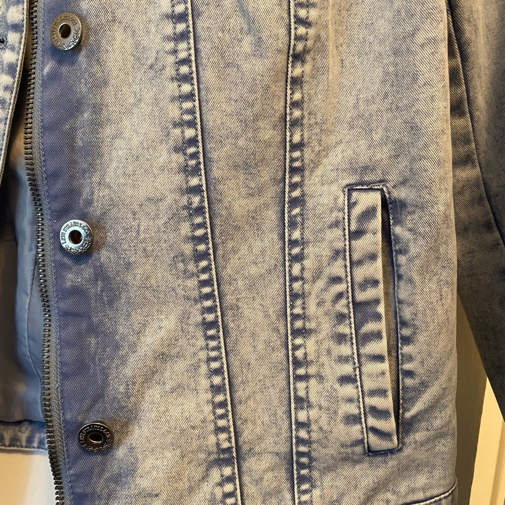 Jean Jacket - Picture 3 of 4